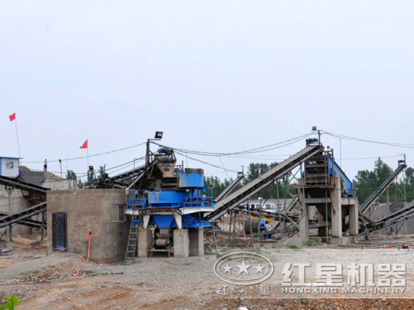 TK節(jié)能型石料制砂機生產現(xiàn)場