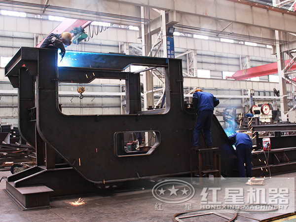 移動(dòng)制砂機(jī)生產(chǎn)車間 移動(dòng)制砂機(jī)生產(chǎn)車間