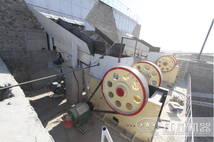 磕石子機工作現場實拍 磕石子機工作現場實拍