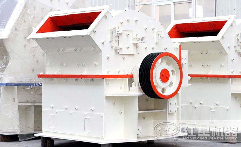 細(xì)碎機(jī)設(shè)備實(shí)拍 細(xì)碎機(jī)設(shè)備實(shí)拍