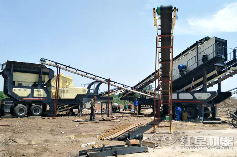 運(yùn)行中的破碎生產(chǎn)線(xiàn) 運(yùn)行中的破碎生產(chǎn)線(xiàn)