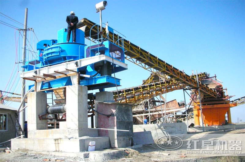 制砂機工作現(xiàn)場 制砂機工作現(xiàn)場