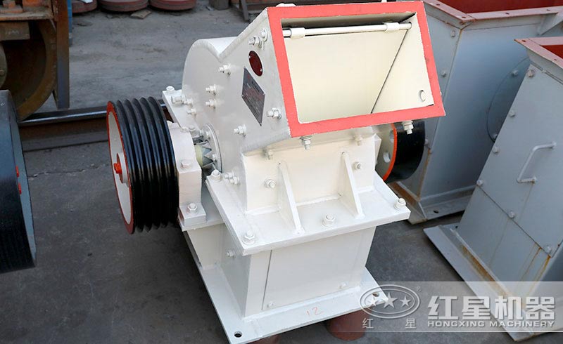 錘式破碎機細節(jié)實拍 錘式破碎機細節(jié)實拍