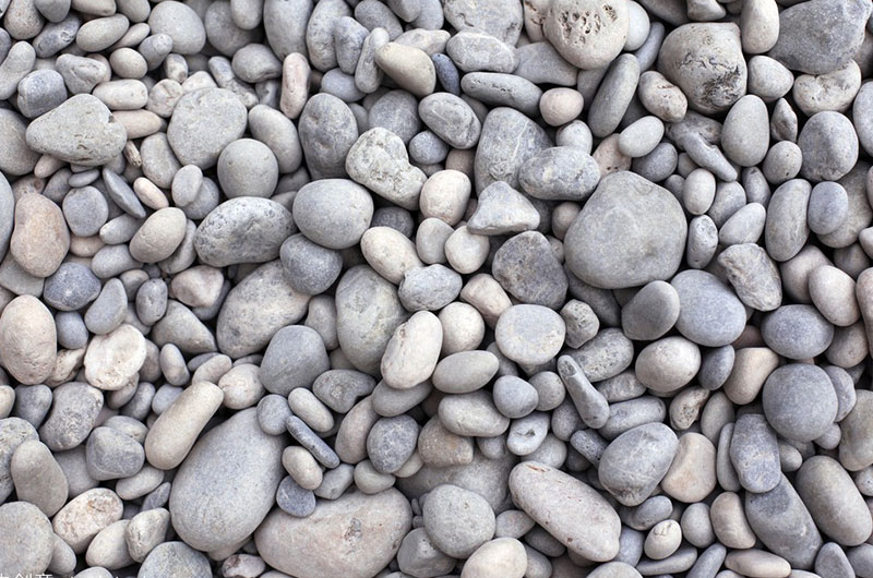 我國卵石資源豐富，破碎成砂用途廣