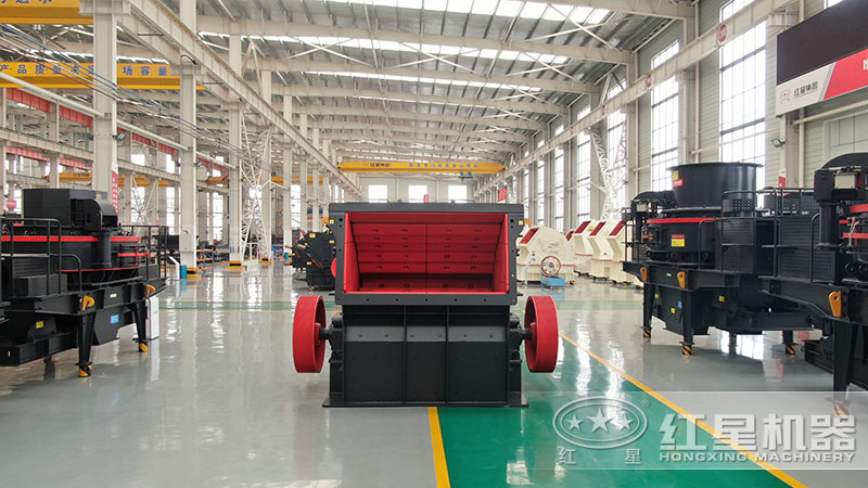 破碎青石的機(jī)器有哪些？一小時(shí)產(chǎn)多少噸12石子