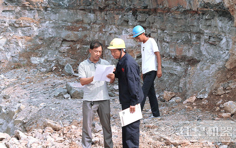 紅星廠家安排技術(shù)人員指導客戶安裝生產(chǎn) 紅星廠家安排技術(shù)人員指導客戶安裝生產(chǎn)