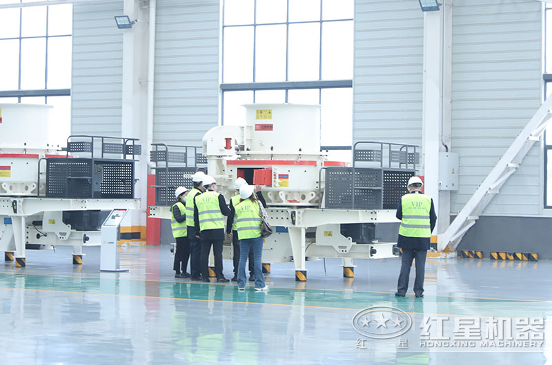 客戶來(lái)廠考察設(shè)備 客戶來(lái)廠考察設(shè)備