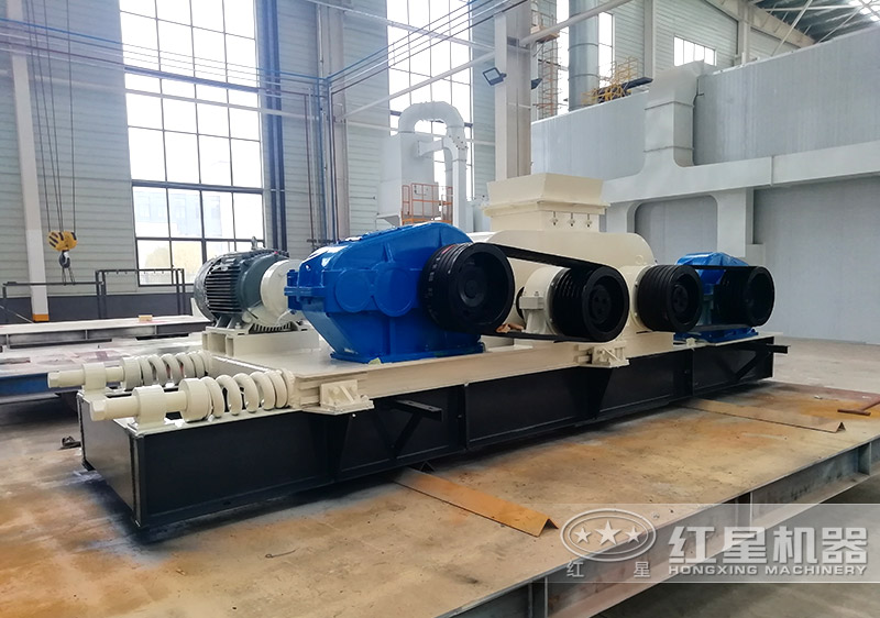 小型液壓對輥破碎機(jī)常用型號及價格，提供現(xiàn)場視頻